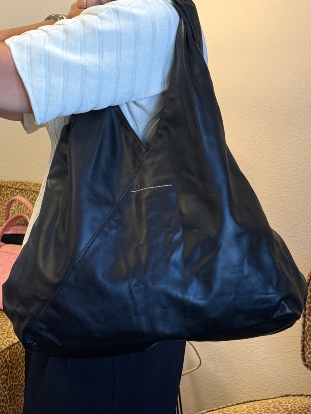 π― Authentic MM6 MAISON MARGIELA Black Shoulder Bag Tote Hobo - Picture 2 of 16